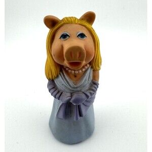 Vintage Muppets 1976-1978 Miss Piggy Rubber Purple Dress Pearls Finger Puppet
